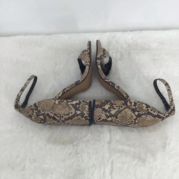 Chelsea & Violet Tara Snake Print Leather Block Heel Sandal NWT Size 5.5 - Picture 6 of 9